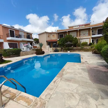 Eden Gardens Semesterbostad Paphos